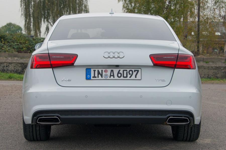  Audi A6 TFSI Sedan (4G, C7) 2014 года  (WW) (фото 6 из 28)